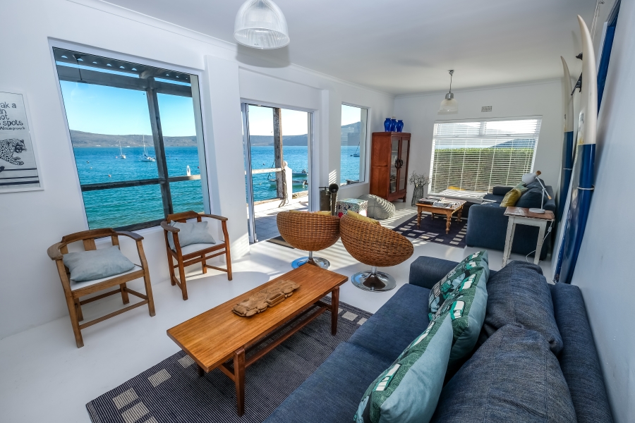 3 Bedroom Property for Sale in Middedorp Western Cape